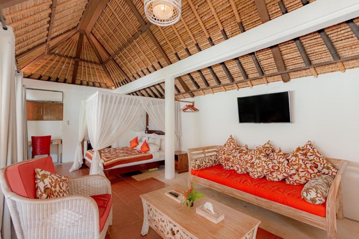 Bali Akasadua Villa *